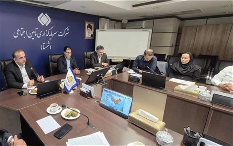 نشست بررسی فرصت‌ها و ظرفیت‌های كریدوری و بازارهای اوراسیا از طریق منطقه آزاد انزلی