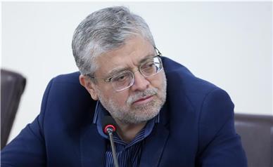 شهردارمشهد مقدس گفت: فردا و همزمان با آغاز ایام الله دهه فجر انقلاب اسلامی 25 دستگاه اتوبوس جدید رونمایی و وارد ناوگان اتوبوسرانی خواهد شد.